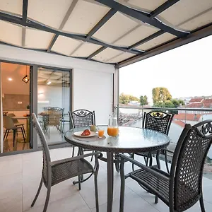  Apartment Marilla